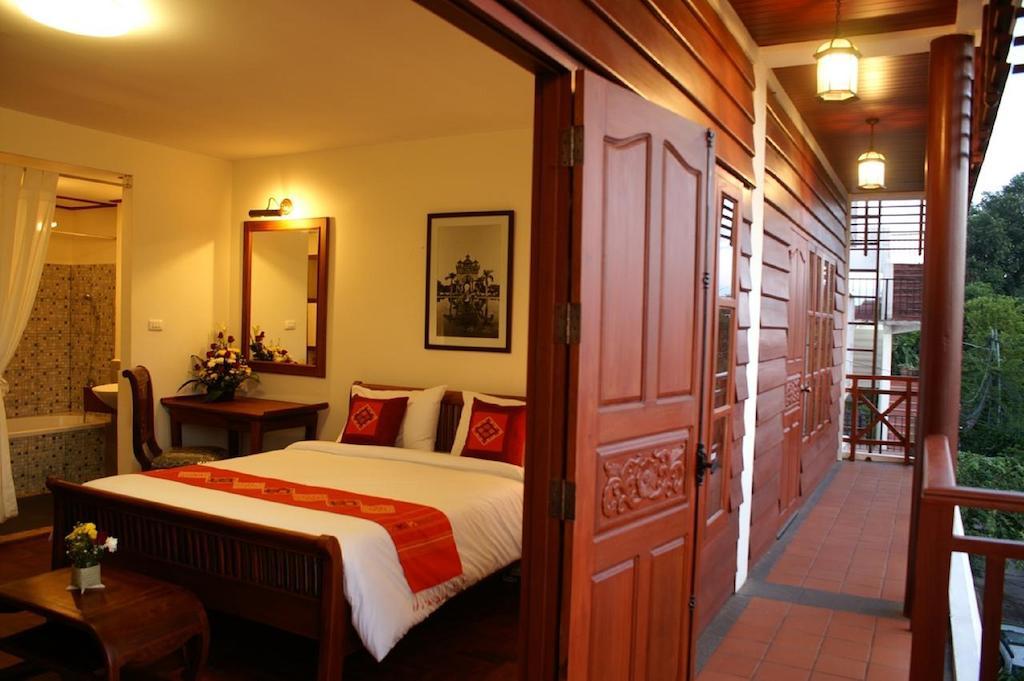Avilla Phasouk Hotel Vientiane Extérieur photo
