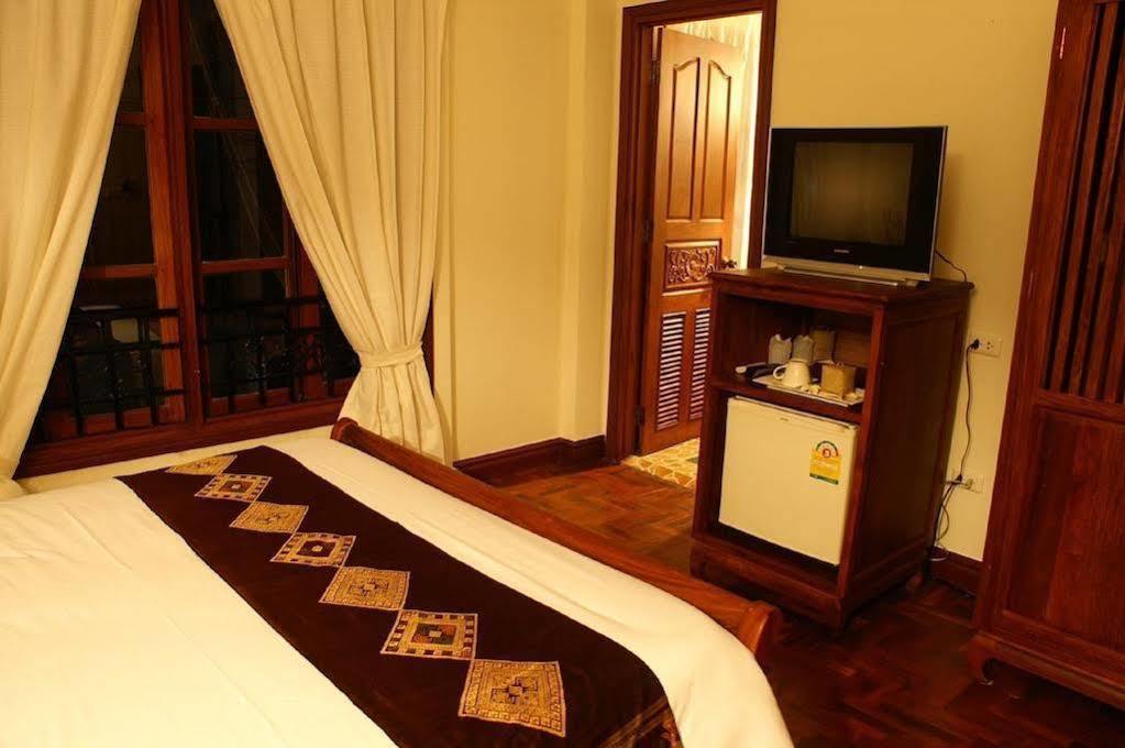 Avilla Phasouk Hotel Vientiane Extérieur photo