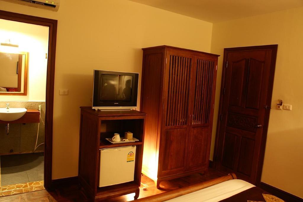 Avilla Phasouk Hotel Vientiane Extérieur photo